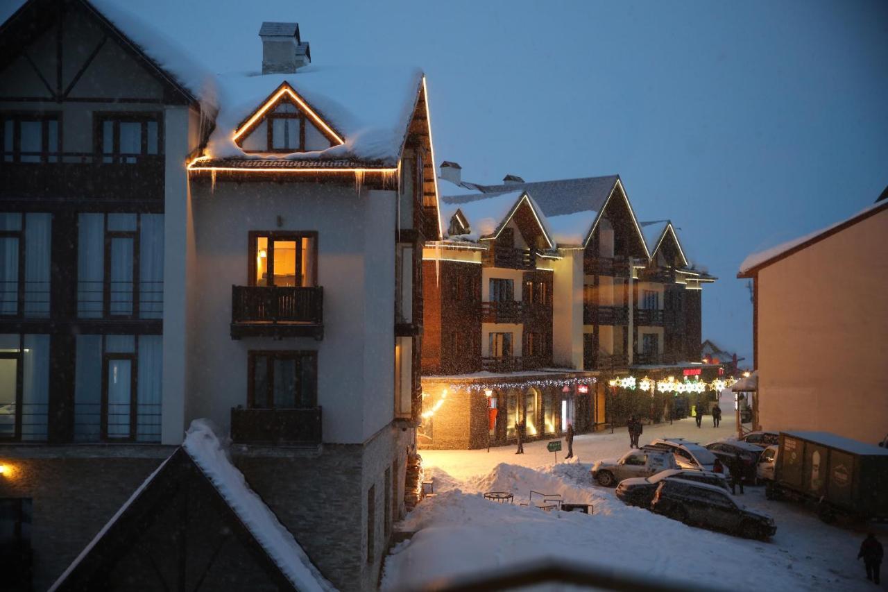 Tedy'S Apartments In New Gudauri Eksteriør billede